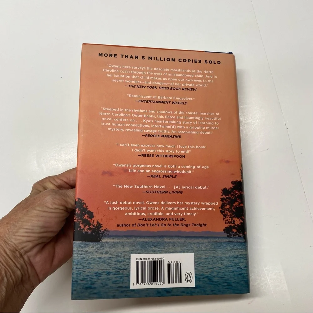 Where the Crawdads Sing Novel By Delia Owens Pre owned Book 2018 Murder Mystery